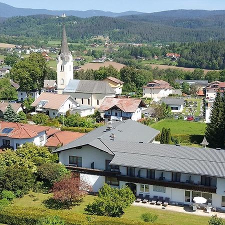 Beautyfarm Landhaus Servus Velden am Woerthersee Exterior photo