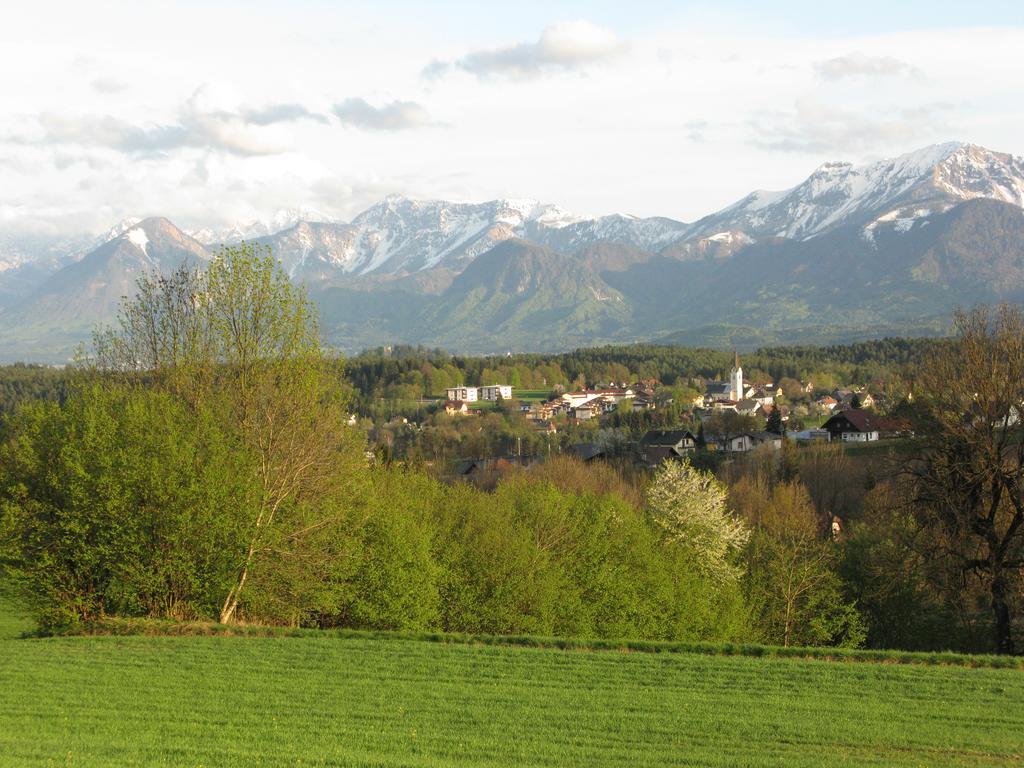 Beautyfarm Landhaus Servus Velden am Woerthersee Exterior photo