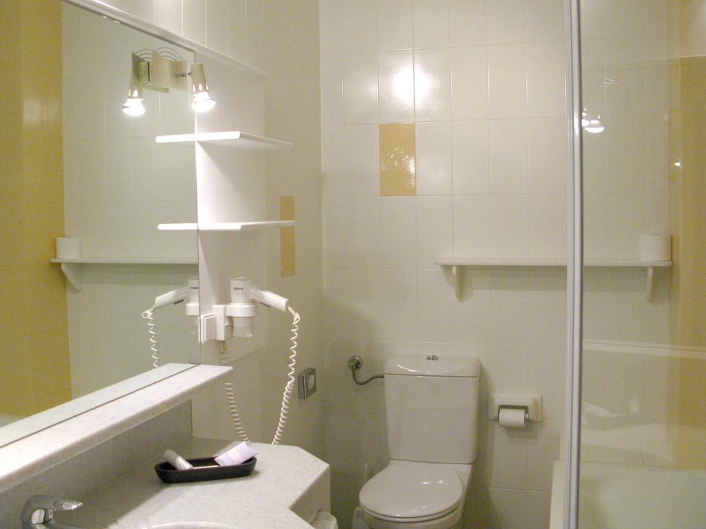 Beautyfarm Landhaus Servus Velden am Woerthersee Room photo