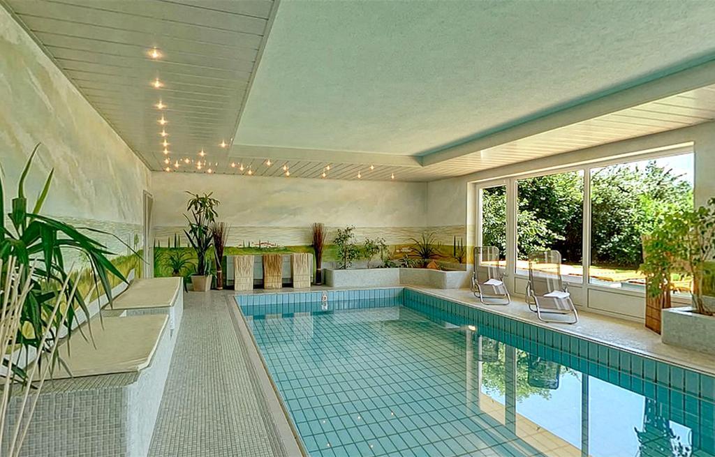 Beautyfarm Landhaus Servus Velden am Woerthersee Exterior photo
